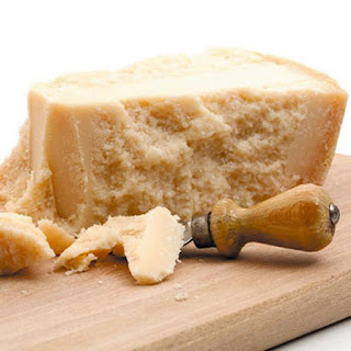 formaggio parmigiano reggiano e grana padano