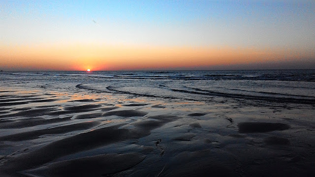 Oostende: 'k heb de zon zien zakken in de zee...