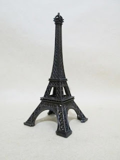 Dolphin Antik Miniatur  Menara  Eiffel  12 5 cm Coklat Tua