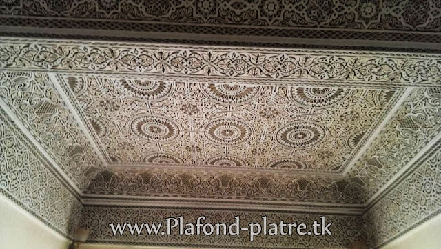 Plafond-marocain-sculpté