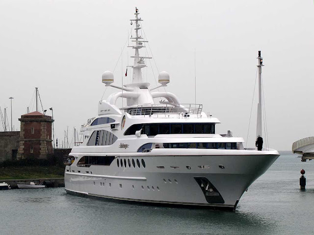 Superyacht Bistango passing the swing bridge, Livorno