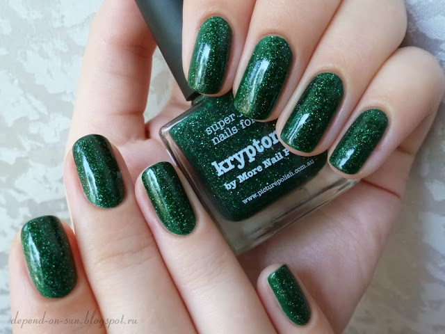 Picture polish Kryptonite