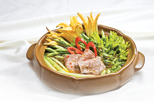 Lẩu chua thịt bò