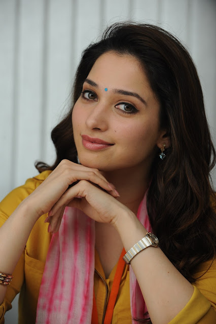 Tamanna Bhatia Wallpappers photos in VSOP