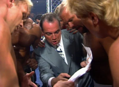 WCW Wrestlewar 92 - Paul E. Dangerous prepares the Dangerous Alliance for War Games