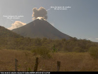 Quatrième émission de cendres au sommet du volcan Momotombo, 02 janvier 2016