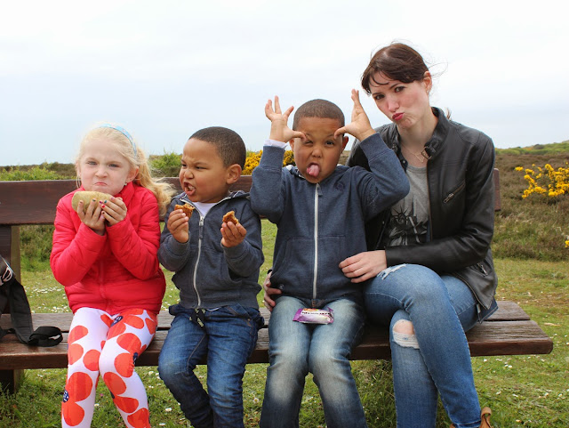 making-faces, kids-and-fun, bench-fun