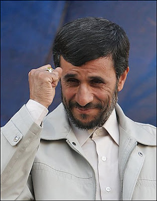 [ahmadinejad.jpg]