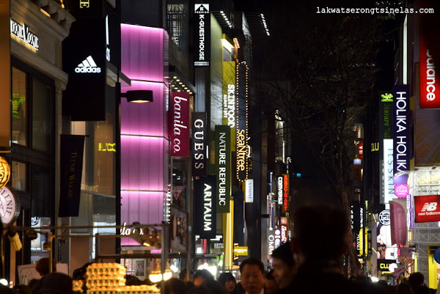 HANGING OUT IN SEOUL CITY