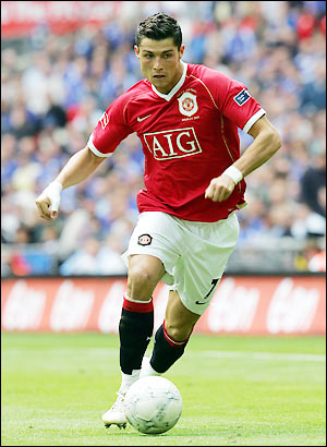 cristiano ronaldo. In late 2009, Ronaldo