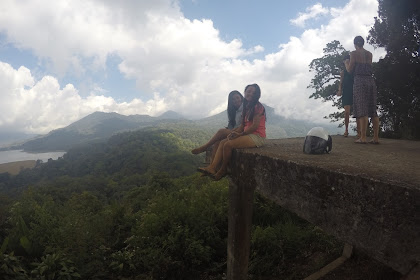 √ Danau Tamblingan