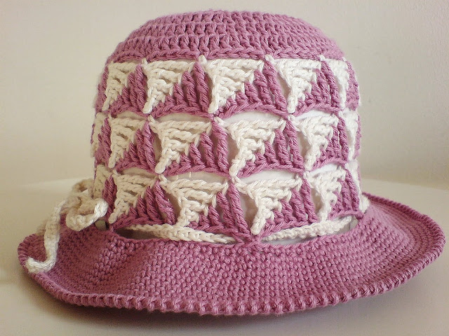 crochet patterns, sun hats, flowers, how to crochet,