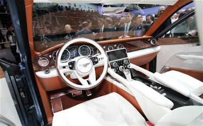 luzury bentley inside