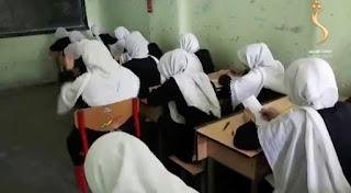 Pejabat Taliban: Perempuan Tetap Diizinkan Bersekolah