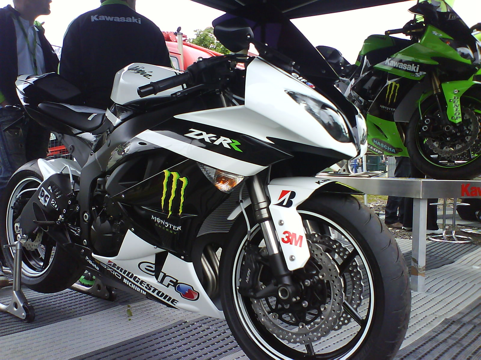 Blog Latihan Modifikasi Kawasaki Ninja ZX 6R Airbrush Ala MotoGP