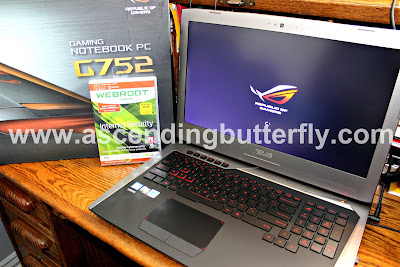 ASUS ROG Gaming Notebook PC G752 with Webroot Unboxed