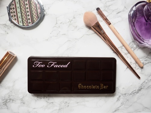 too faced chocolate bar palette flatlay makeup