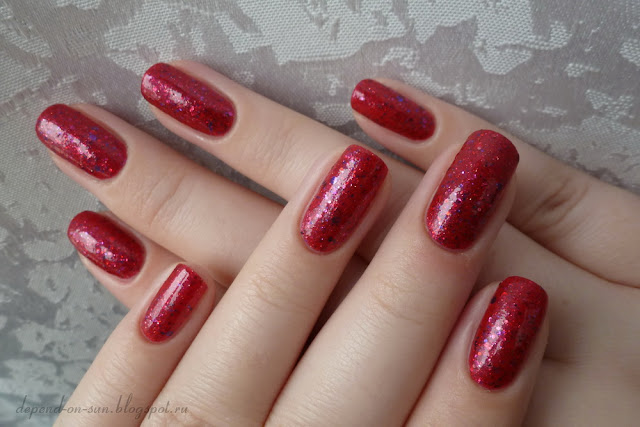 KBShimmer Berry Christmas