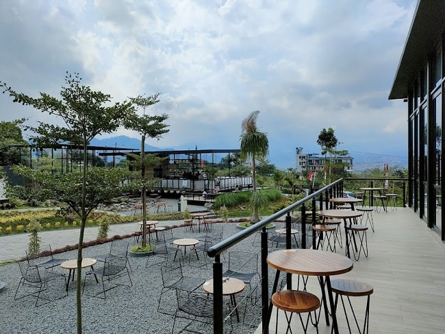 view sang kudo cafe batu