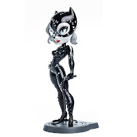 SDCC 2021 Cryptozoic Catwoman Movie Collectible Noir Edition Vinyl Figure 01