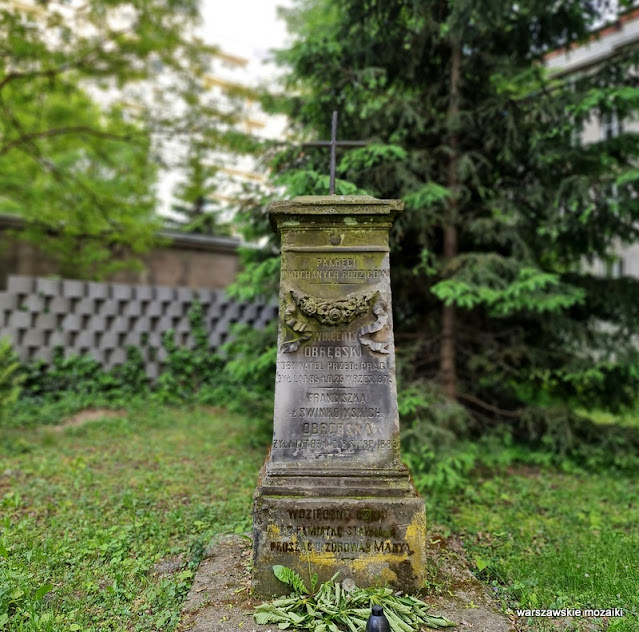 Warszawa Warsaw warszawskie cmentarze najstarszy przykościelny Kamionek Grochów nagrobki Praga Południe