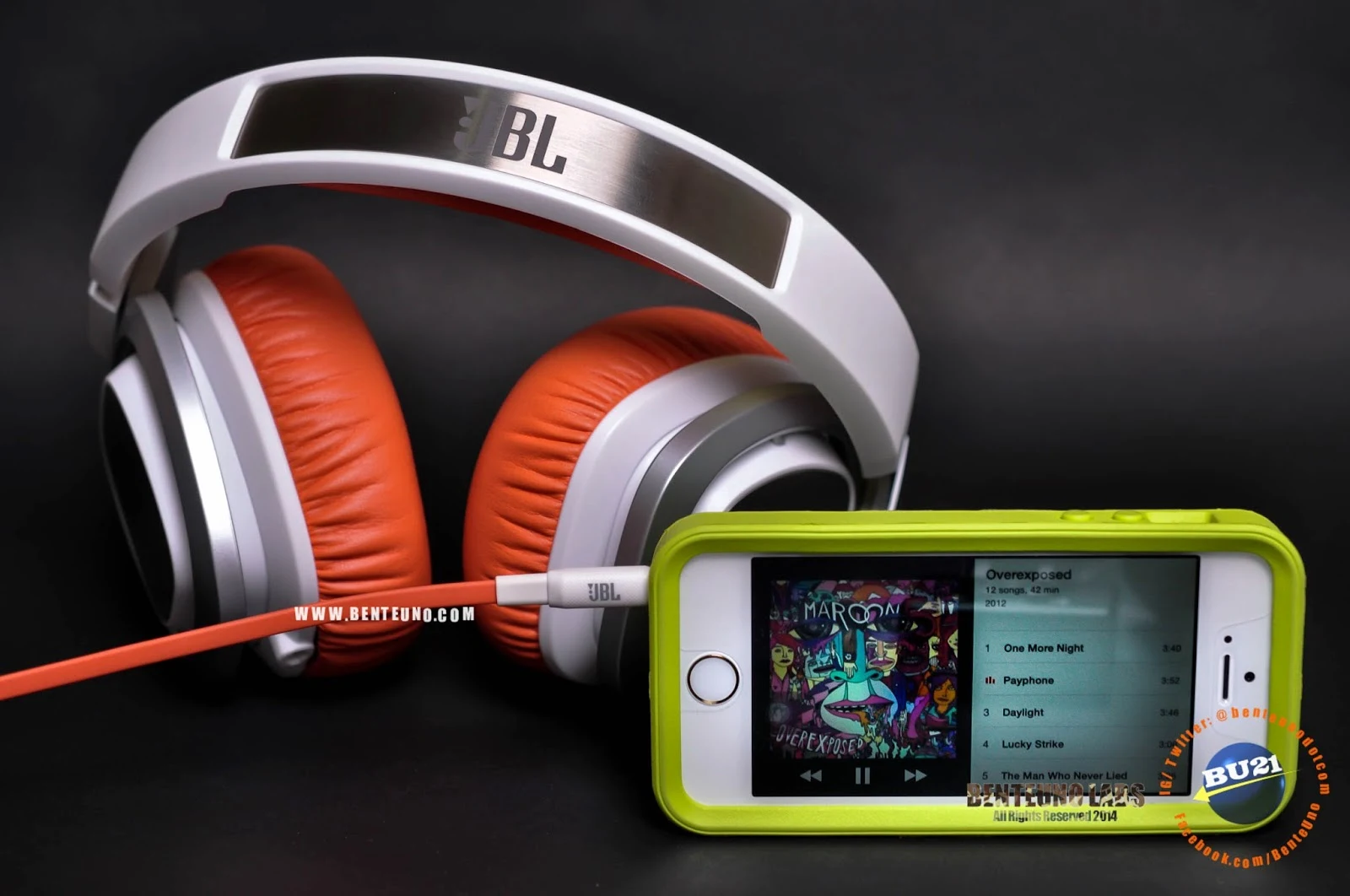 JBL J88 and iPhone 5s