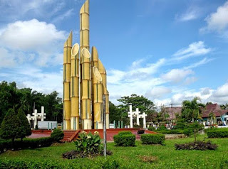 Monumen Bambu Runcing Surabaya