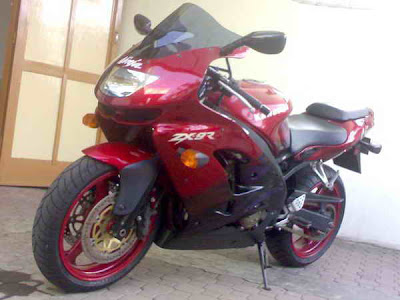 Kawasaki Ninja ZX-9R