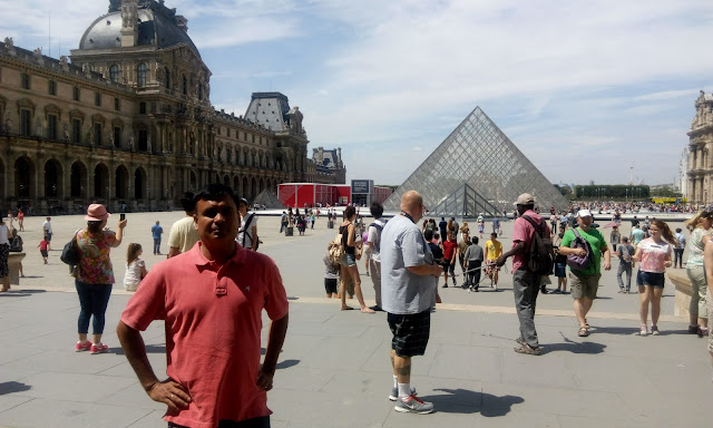 Louvre Museum @ Paris (Franse) by drifter baba