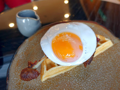 Duck and Waffle IFC Hong Kong