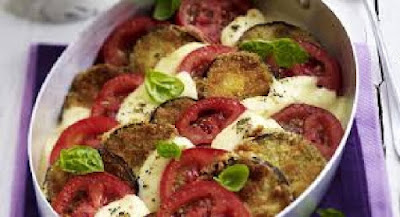 Baked mozzarella & tomatoes