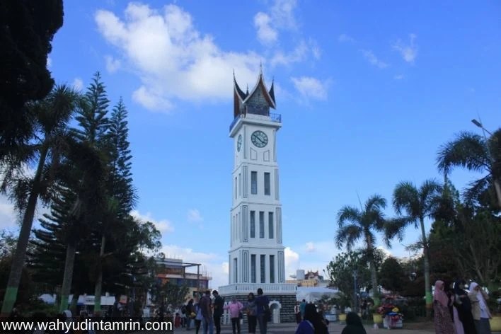 Jam Gadang di Kota Bukittinggi, Sumatera Barat.
