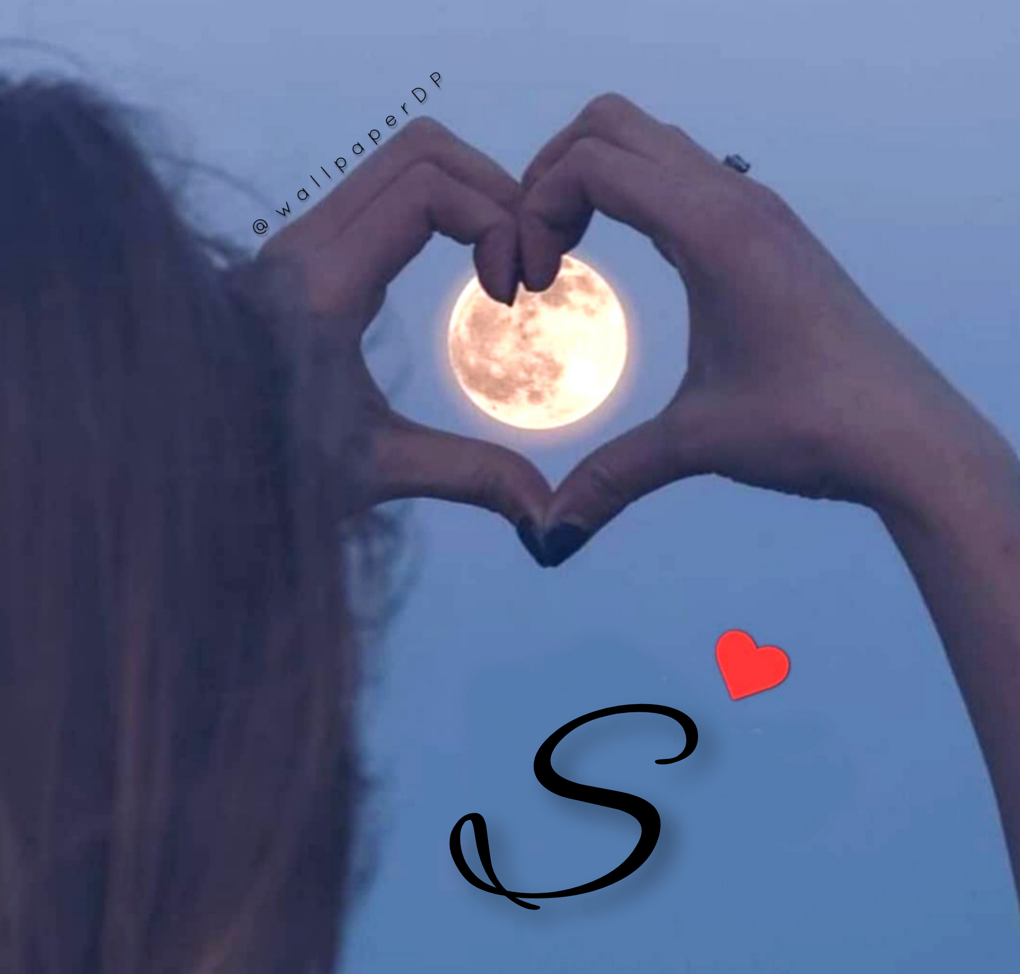 Hand Heart With Full Moon A To Z Alphabet Letters Dp Images Wallpaper Dp