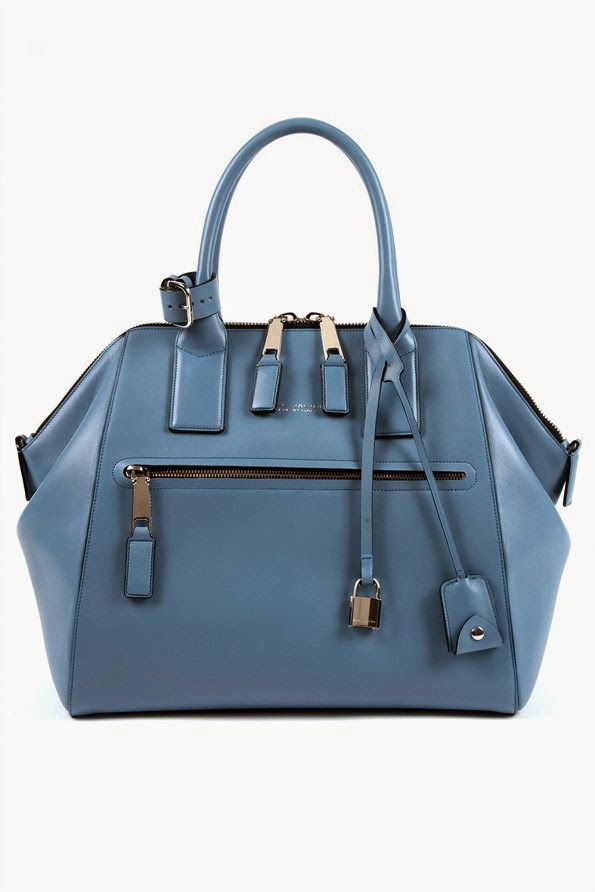 http://www.marcjacobs.com/lookbooks/marc-jacobs-collection/womens-accessories/fall--winter-2014-bags/0376b189-0cce-4efb-a377-1fd2f50d1522/smooth-large-incognito-in-light-blue