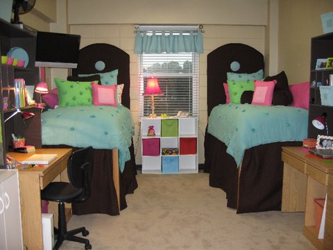 for all things creative Cute Dorm Rooms 