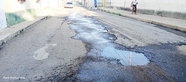 CALLES INUNDADAS DE AGUA BLANCAS A TROCHE Y MOCHE