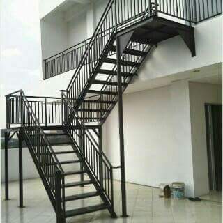 5+ Inspirasi Istimewa Model Railing Balkon