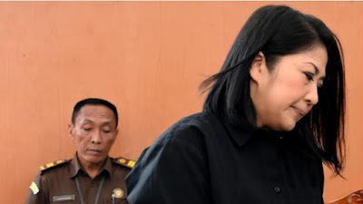 Jaksa Sebut Putri Ganti Baju Seksi untuk Dukung Skenario Pelecehan  