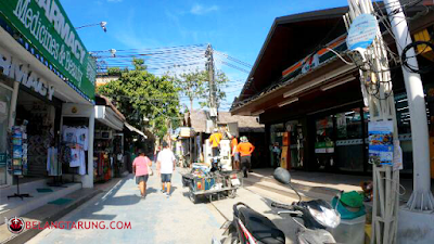 Farmasi Depan 7 Eleven Koh Lipe