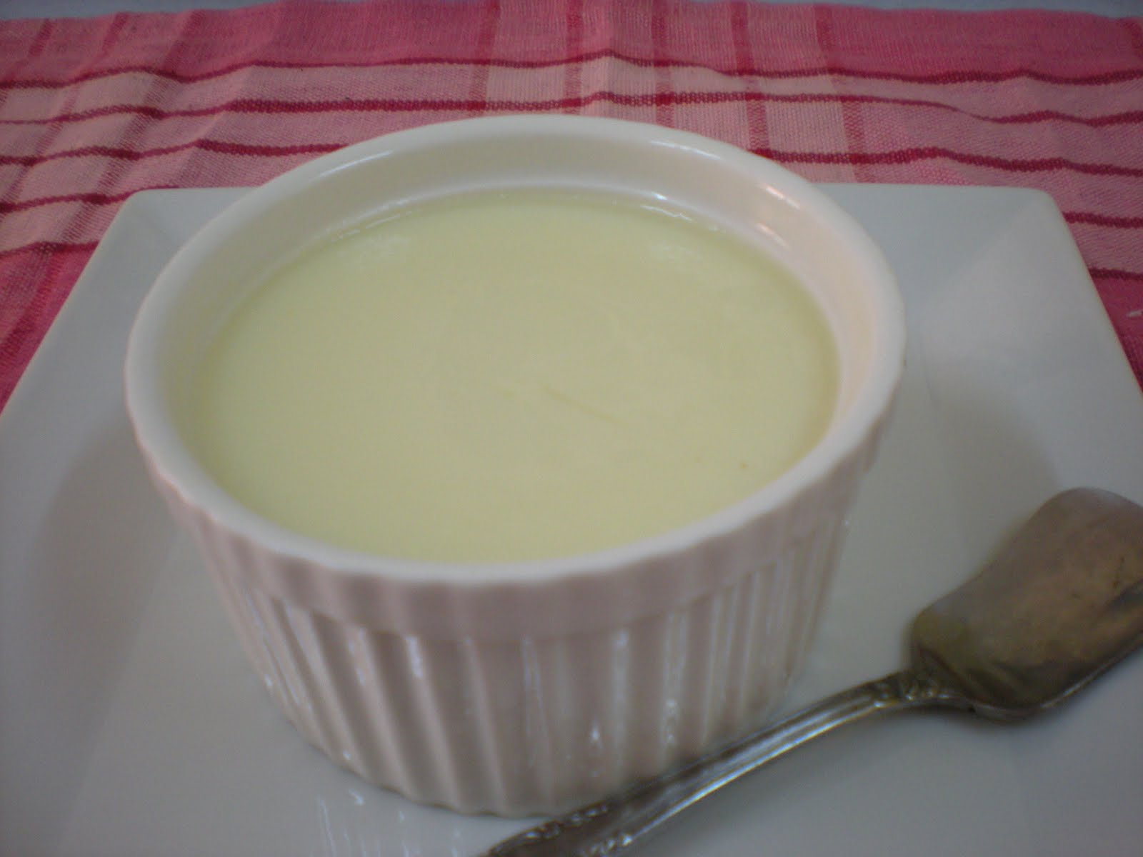 Food@Home Sweet Home: Steamed Egg With milk Desserts 牛奶炖蛋
