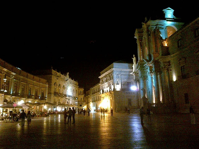 Paseo nocturno por Palermo