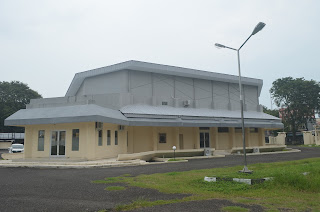 holiday inn, Sekolah Tinggi Teknologi Cirebon (STT Cirebon) Prodi Arsitektur, Santum D bosco, Architecture, Akhmad Royani, Gedung Darma Wanita, Cirebon