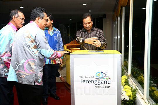 Sultan Terengganu Berkenan Rasmi Visit Beautiful Terengganu 2017 Trdi News