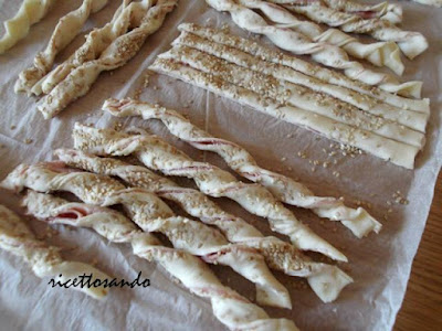 Snack al prosciutto e sesamo ricetta fngerfood facciamo una spirale 