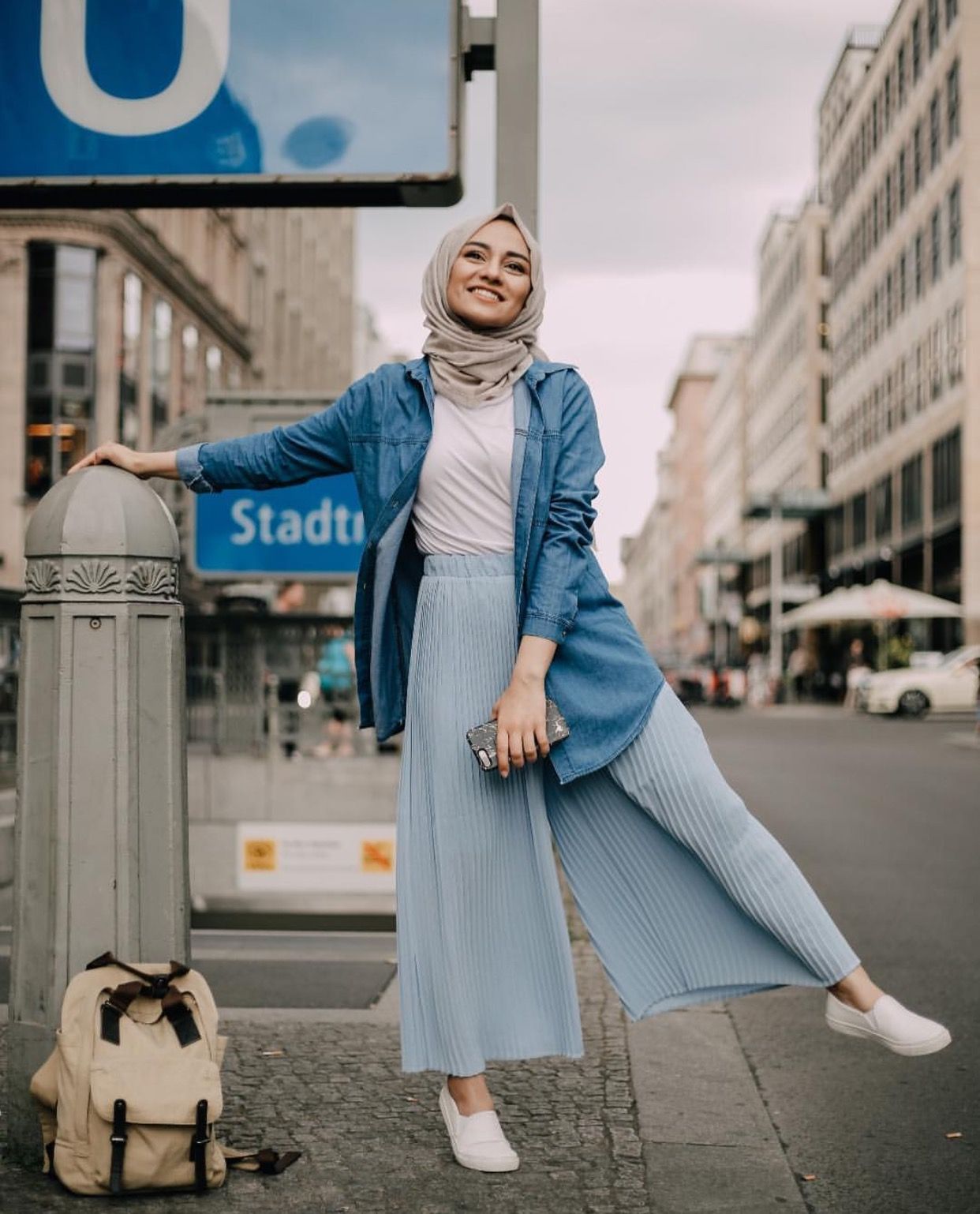 Esa Mafatihurrahmah Gaya OOTD Hijab Casual 