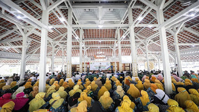 Ratusan Orang Untai Doa Bersama untuk Kota Bandung
