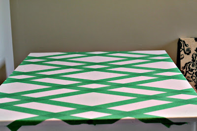 Diamond patterned craft table