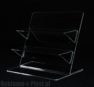 Ekspozytor z plexi (realizacji indywidualna)