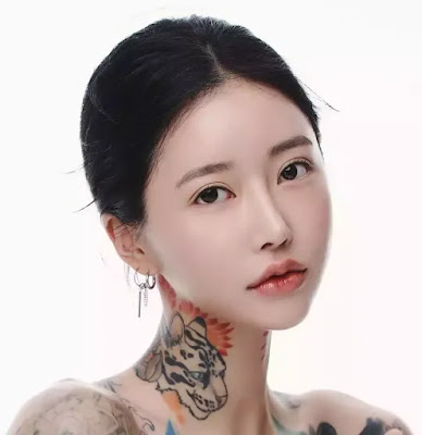 Hottest South Korean Tattoo Artist 안리나 (Ahnlina) Short Bio with Photos