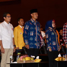 Salam 2 Periode dan Salam 2 Jari! Akhirnya Ahok-Djarot Dapat Nomer 2, Agus 1, Anies 3